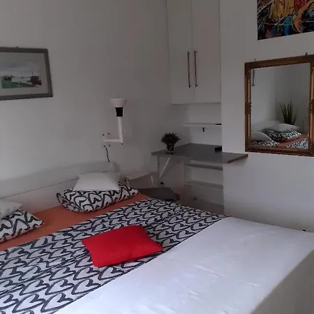 Ella Apartments Apartment *